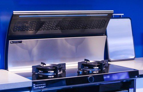 火星人創(chuàng)新高！逆風(fēng)突圍穩(wěn)固集成灶龍頭地位與廚柜戰(zhàn)略升級(jí)